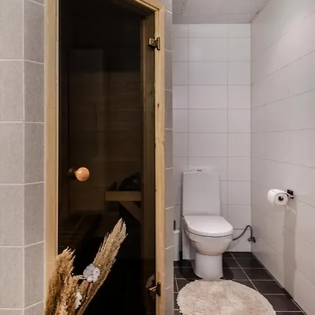 Apartment Cozy City Flat With Sauna & Free Parking