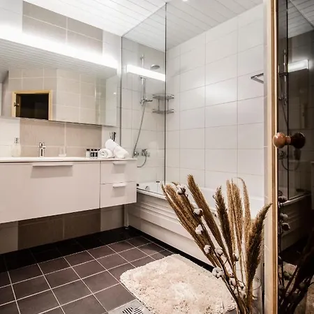 Apartamento Cozy City Flat With Sauna & Free Parking